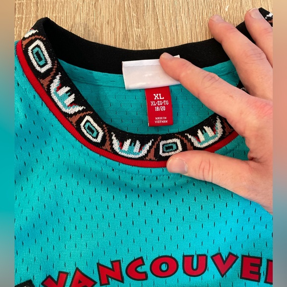 Classic NBA Jersey - Picture 5 of 5